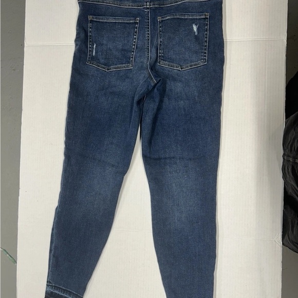 ➕NWT Spanx Jean-ish Ankle Leggings Size Medium Petite C1-006 - Picture 3 of 5